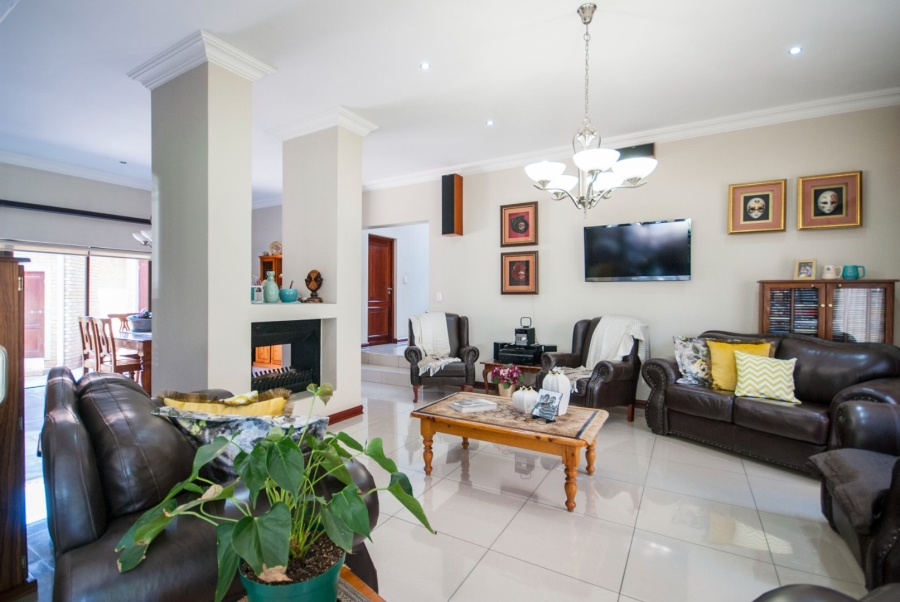 5 Bedroom Property for Sale in Midstream Estate Gauteng