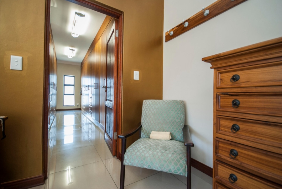5 Bedroom Property for Sale in Midstream Estate Gauteng
