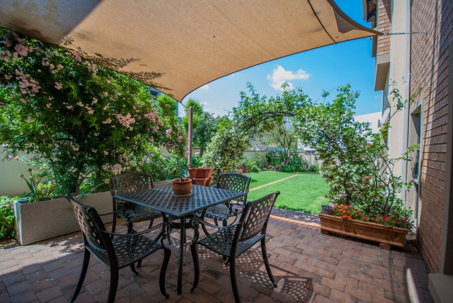 5 Bedroom Property for Sale in Midstream Estate Gauteng