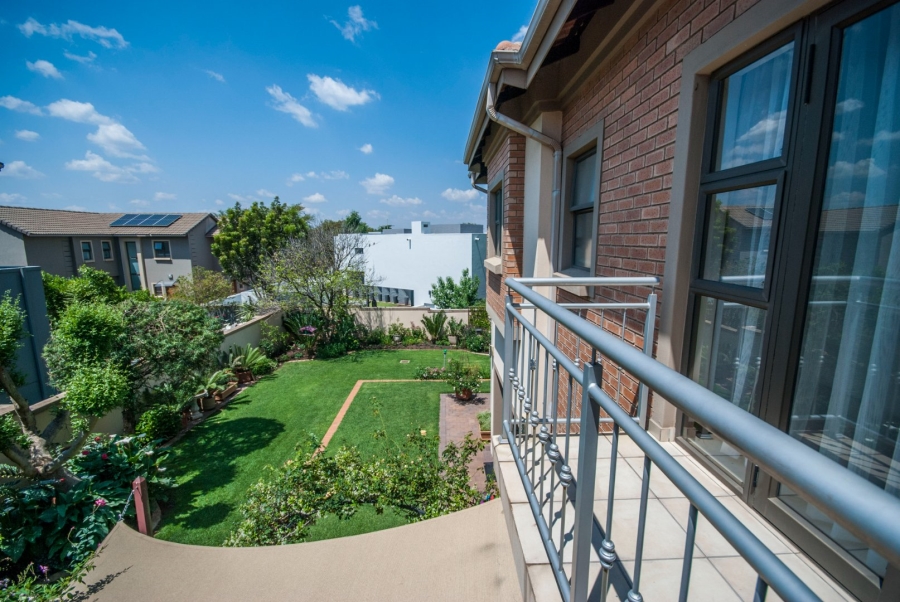 5 Bedroom Property for Sale in Midstream Estate Gauteng