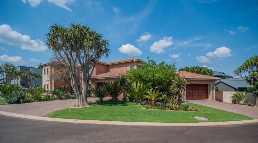 5 Bedroom Property for Sale in Midstream Estate Gauteng