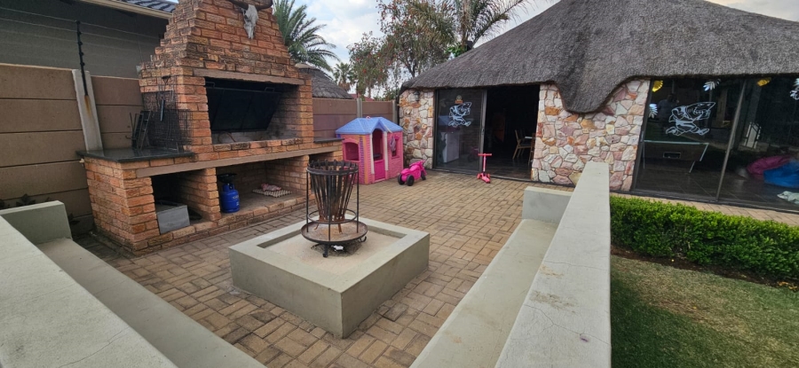3 Bedroom Property for Sale in Visagie Park Gauteng