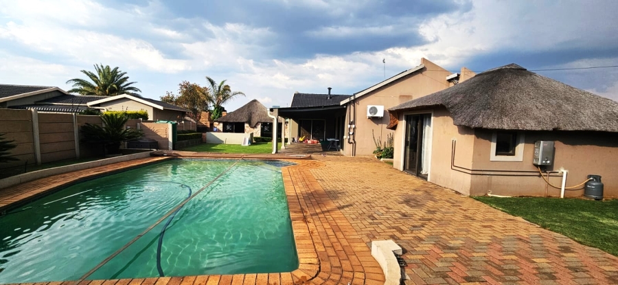 3 Bedroom Property for Sale in Visagie Park Gauteng