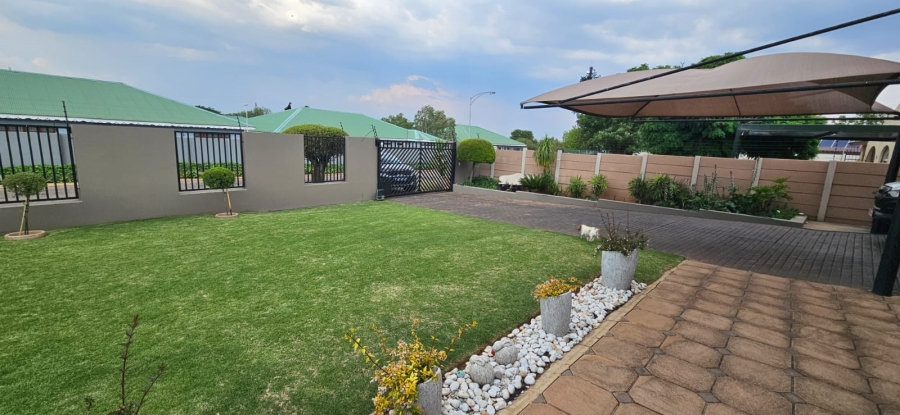 3 Bedroom Property for Sale in Visagie Park Gauteng