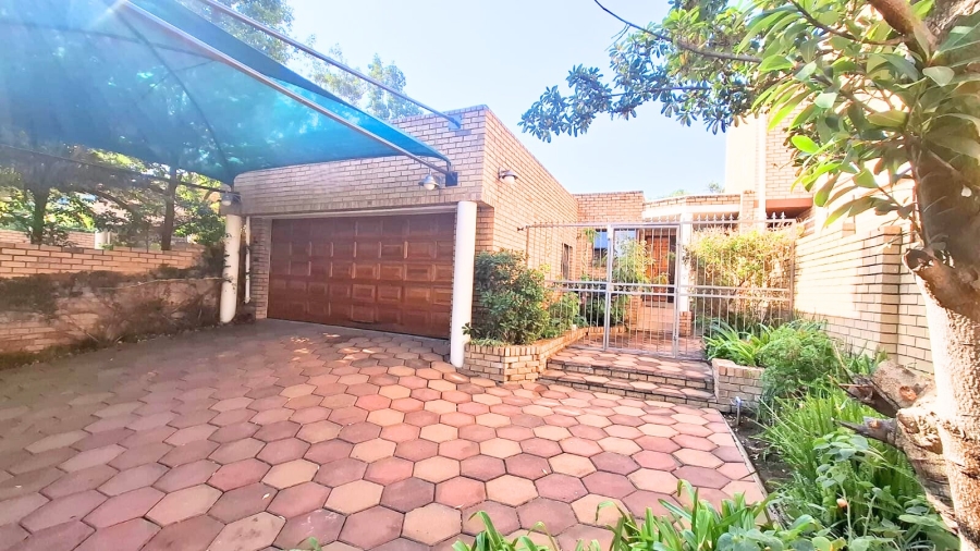 3 Bedroom Property for Sale in Halfway Gardens Gauteng