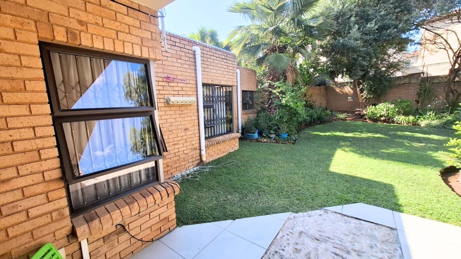 3 Bedroom Property for Sale in Halfway Gardens Gauteng