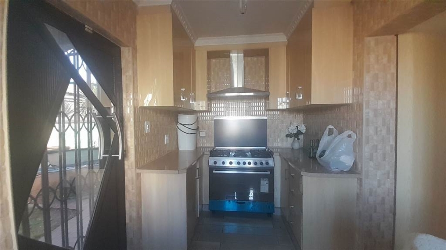 6 Bedroom Property for Sale in Vanderbijlpark SE 3 Gauteng