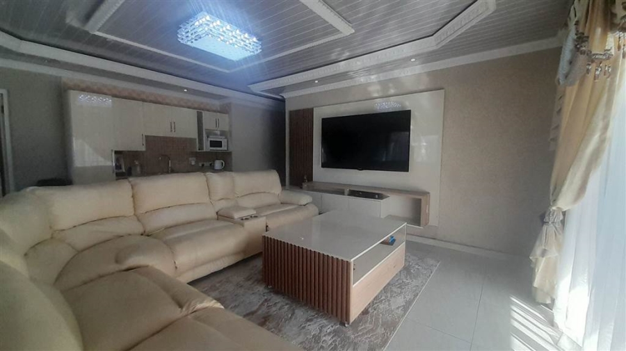 6 Bedroom Property for Sale in Vanderbijlpark SE 3 Gauteng