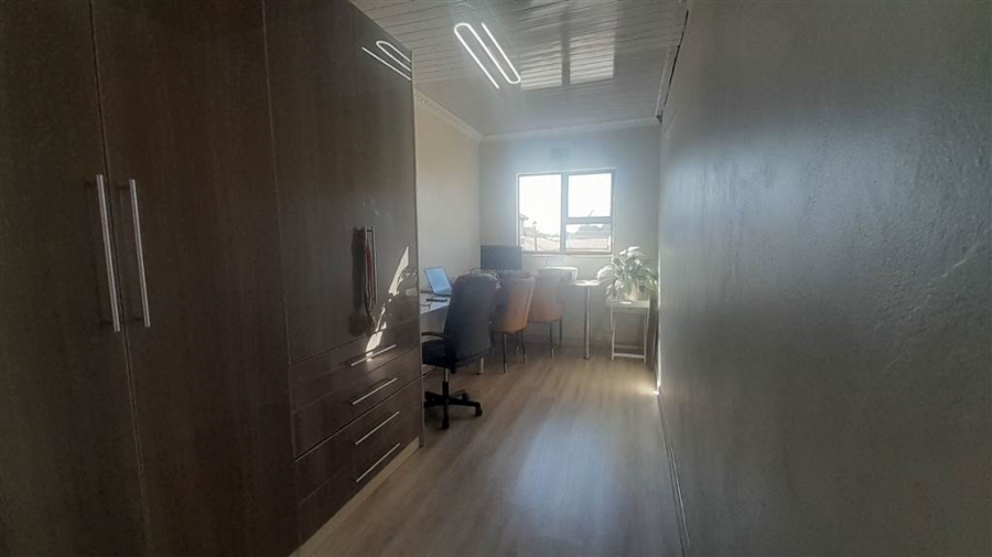 6 Bedroom Property for Sale in Vanderbijlpark SE 3 Gauteng