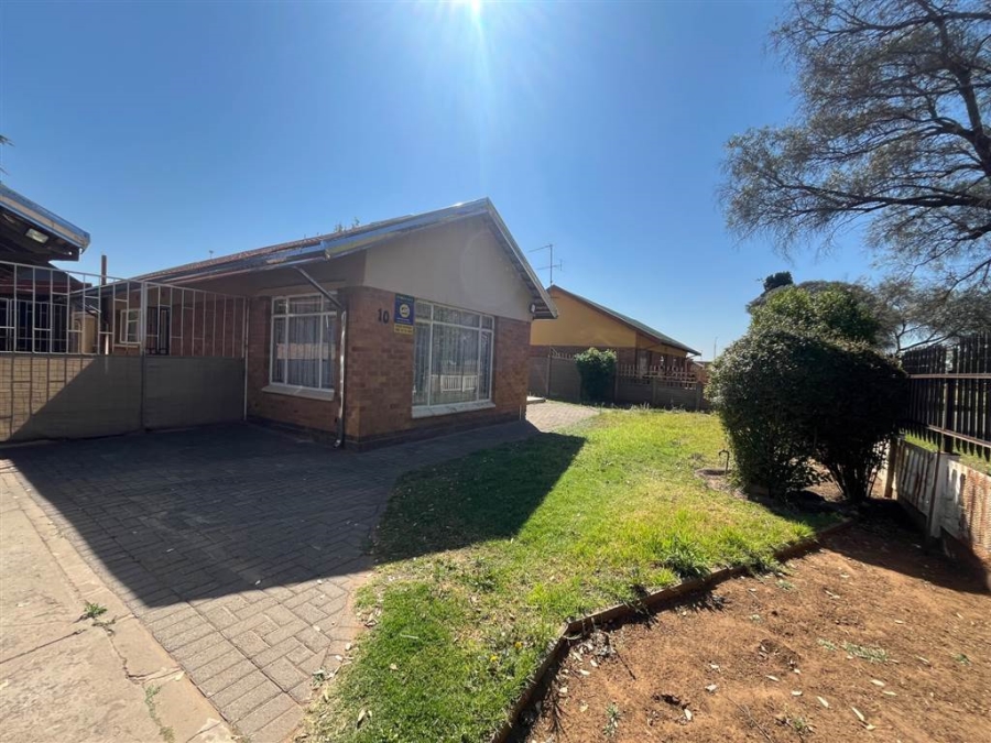 3 Bedroom Property for Sale in Vanderbijlpark CE 5 Gauteng