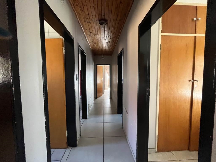 3 Bedroom Property for Sale in Vanderbijlpark CE 5 Gauteng