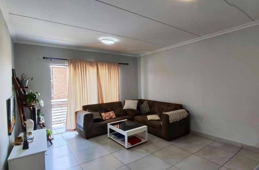 2 Bedroom Property for Sale in Goedeburg Gauteng