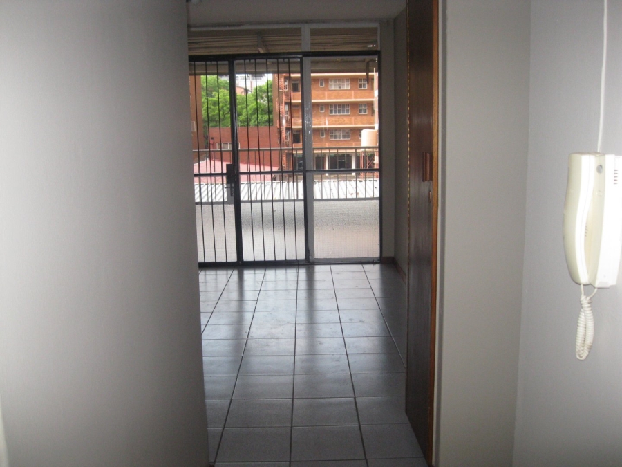 2 Bedroom Property for Sale in Pretoria Central Gauteng