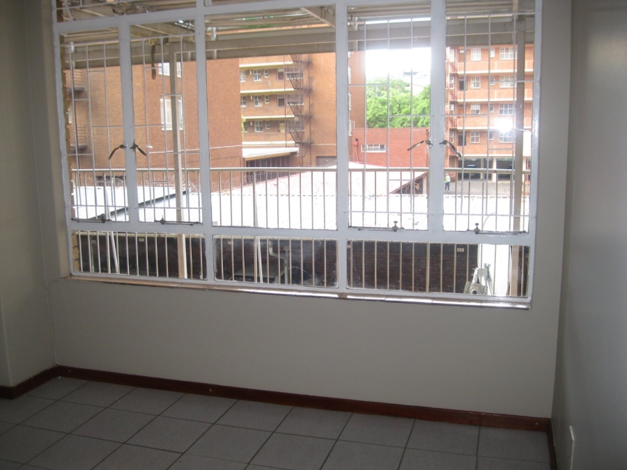 2 Bedroom Property for Sale in Pretoria Central Gauteng