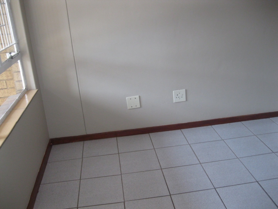 2 Bedroom Property for Sale in Pretoria Central Gauteng