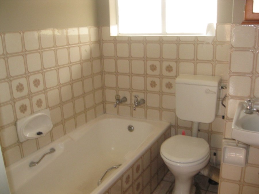 2 Bedroom Property for Sale in Pretoria Central Gauteng