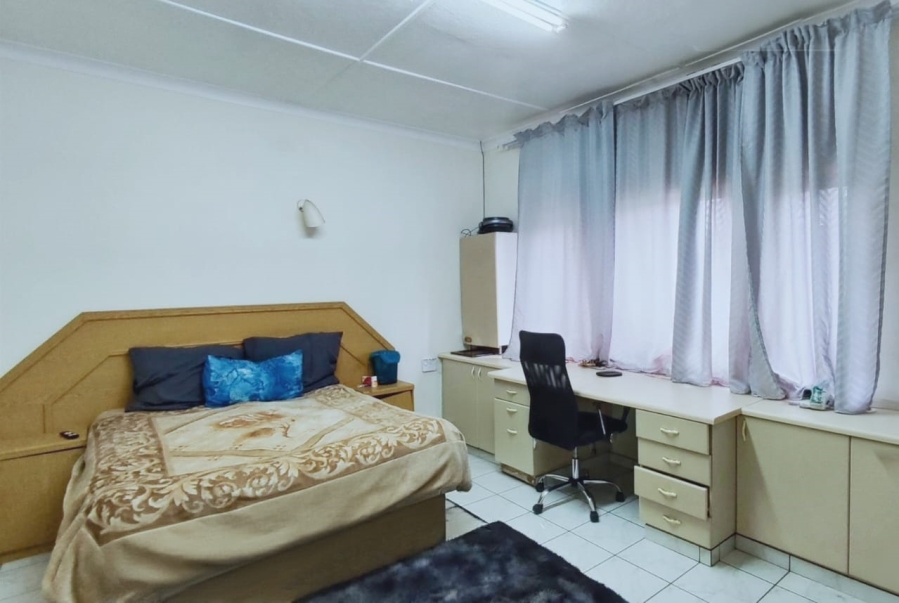 4 Bedroom Property for Sale in Parkdene Gauteng