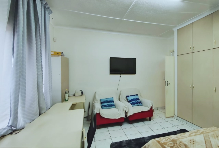 4 Bedroom Property for Sale in Parkdene Gauteng