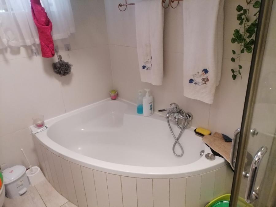 3 Bedroom Property for Sale in Lambton Gauteng