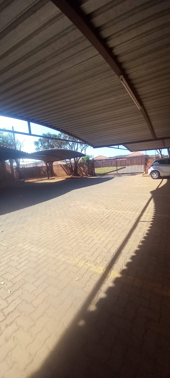 1 Bedroom Property for Sale in Lotus Gardens Gauteng