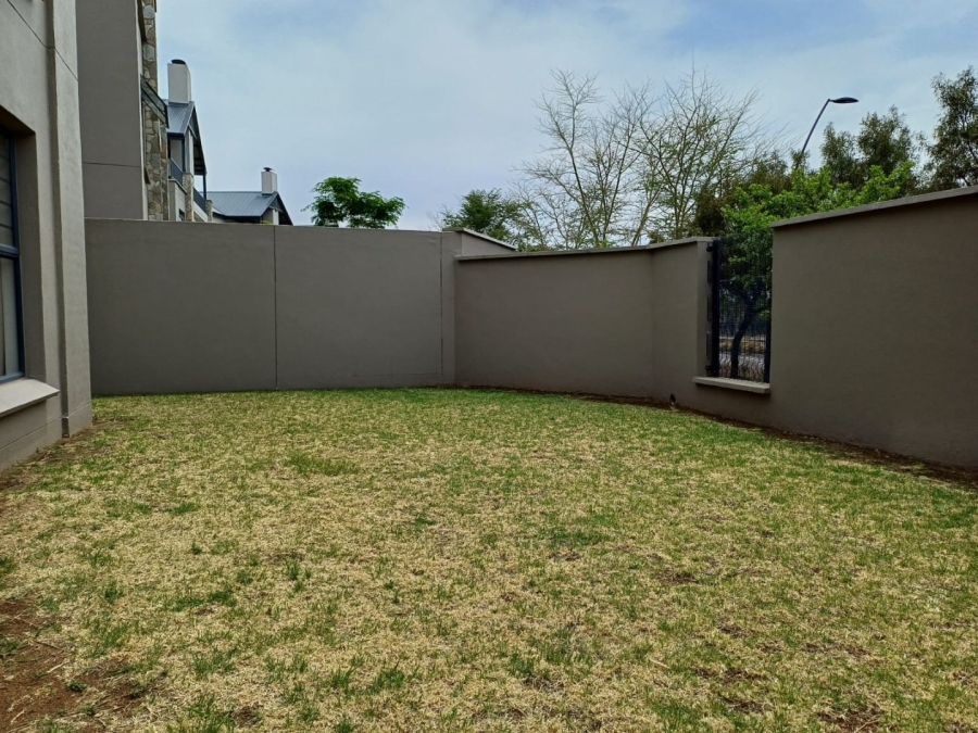 To Let 3 Bedroom Property for Rent in The Polofields Gauteng
