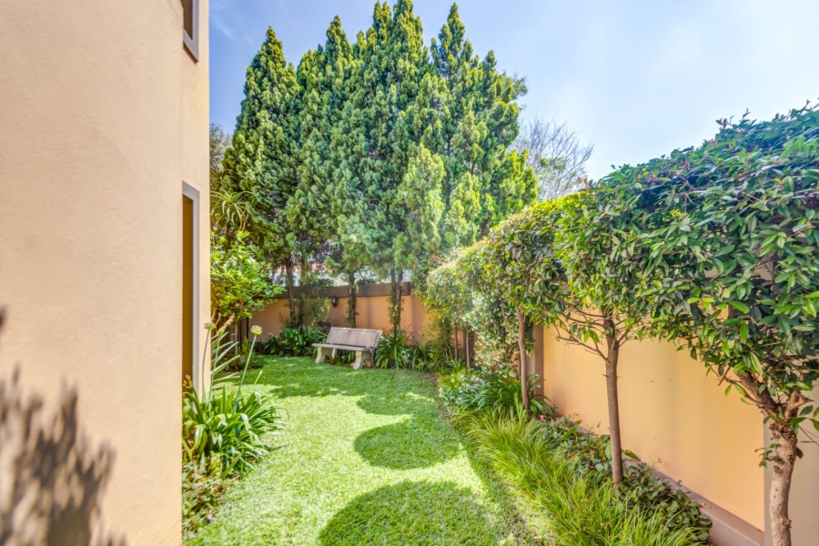 4 Bedroom Property for Sale in Broadacres Gauteng