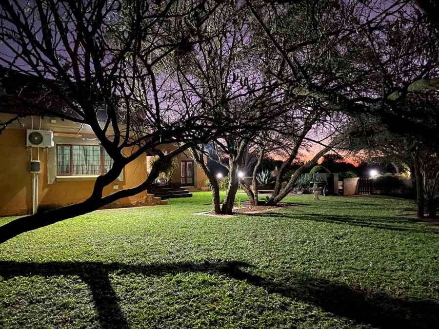 4 Bedroom Property for Sale in Kameeldrift East Gauteng