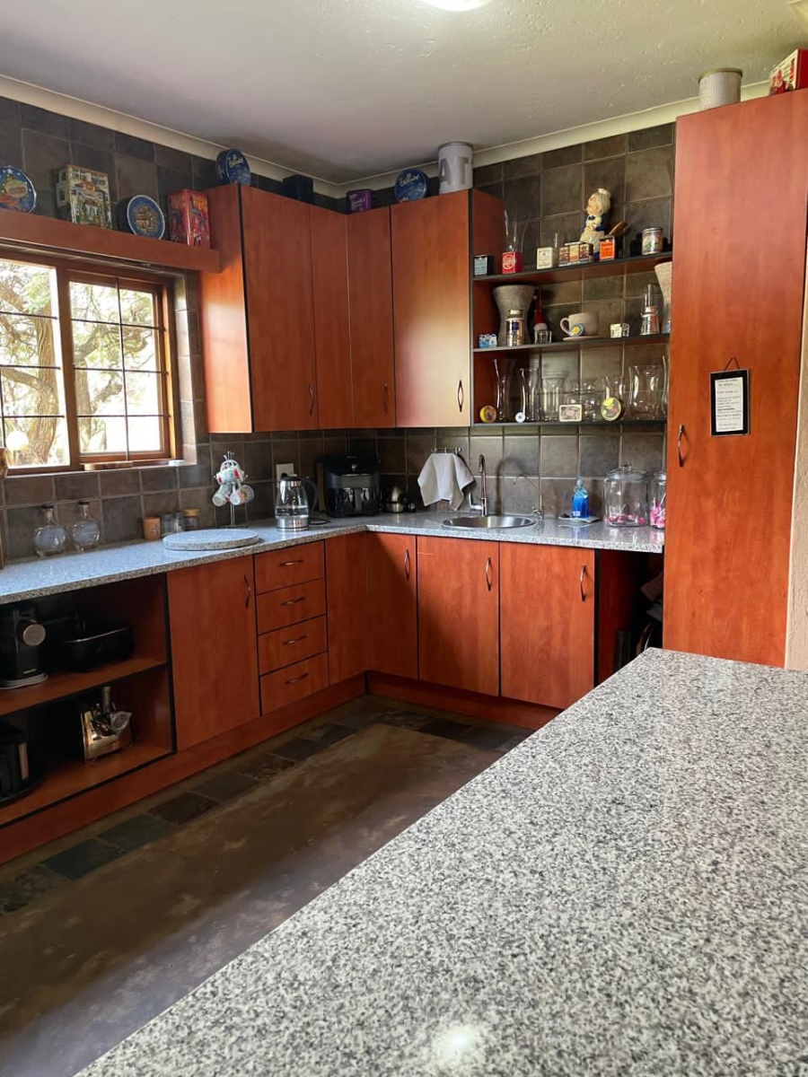 4 Bedroom Property for Sale in Kameeldrift East Gauteng