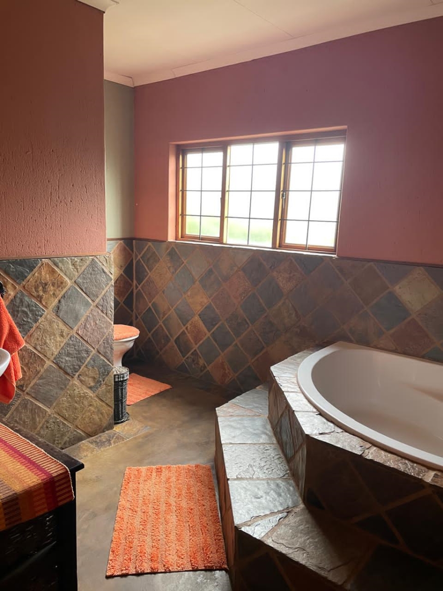 4 Bedroom Property for Sale in Kameeldrift East Gauteng