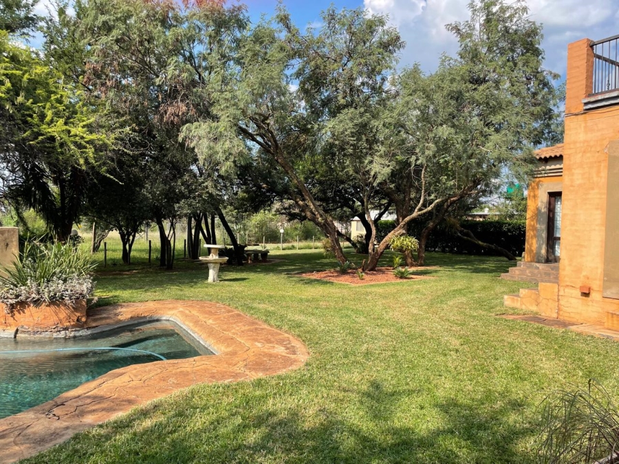 4 Bedroom Property for Sale in Kameeldrift East Gauteng