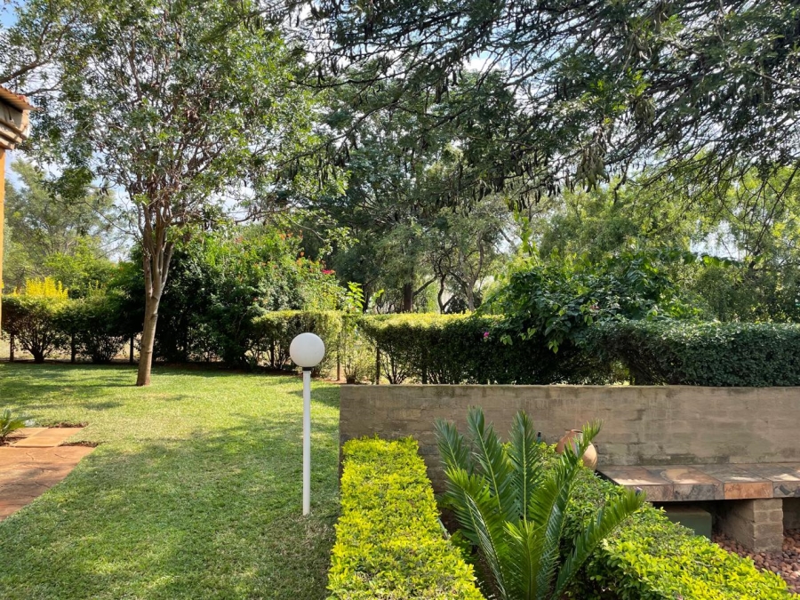 4 Bedroom Property for Sale in Kameeldrift East Gauteng