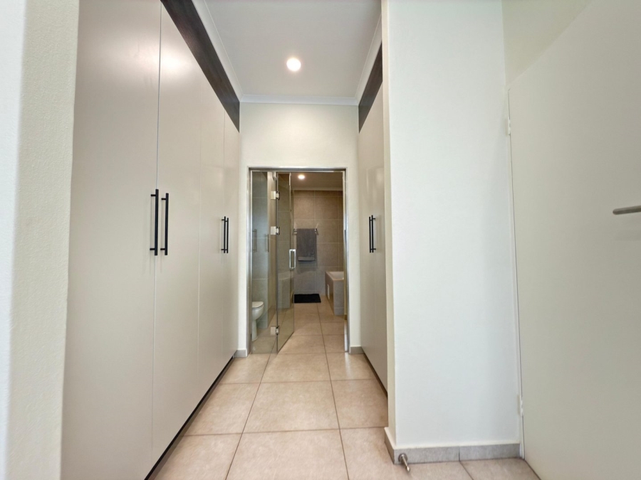 2 Bedroom Property for Sale in Greenstone Hill Gauteng