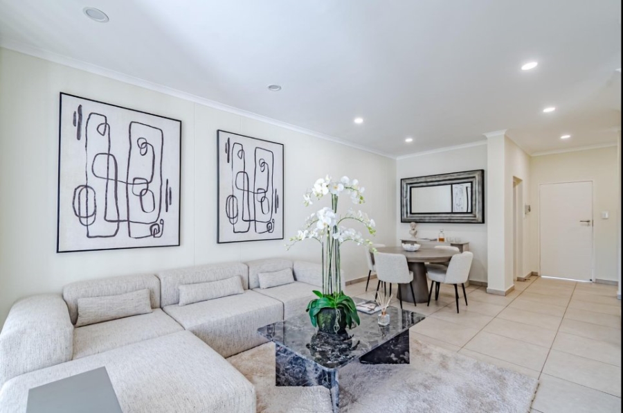 3 Bedroom Property for Sale in Greenstone Hill Gauteng