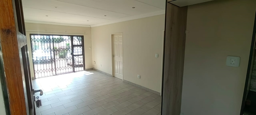 3 Bedroom Property for Sale in Strubensvallei Gauteng