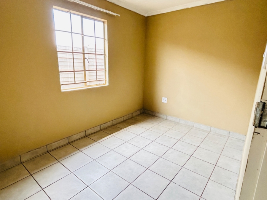 3 Bedroom Property for Sale in Sky City Gauteng