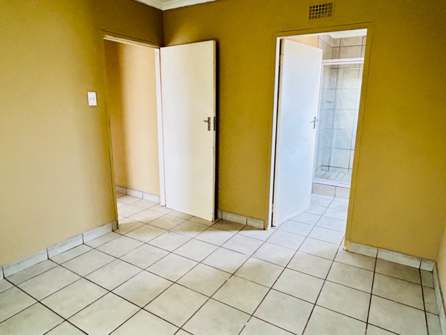 3 Bedroom Property for Sale in Sky City Gauteng