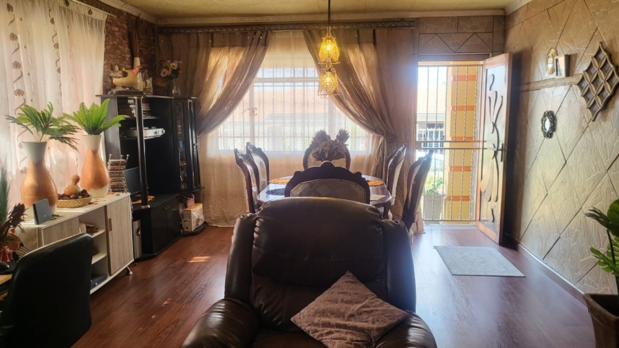 3 Bedroom Property for Sale in South Hills Gauteng