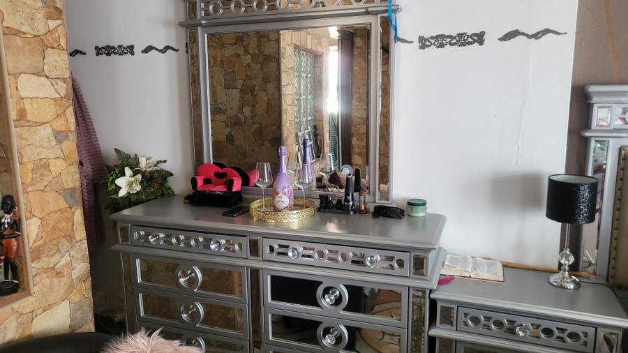 3 Bedroom Property for Sale in South Hills Gauteng