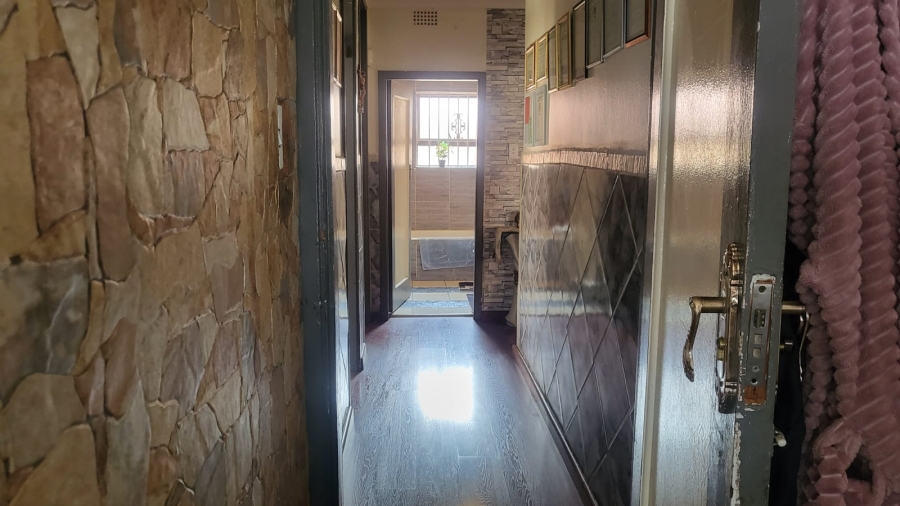 3 Bedroom Property for Sale in South Hills Gauteng