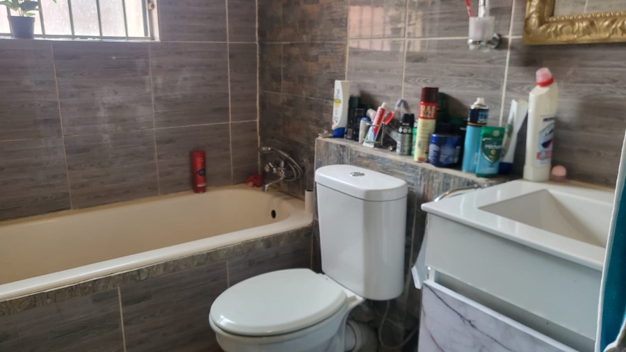 3 Bedroom Property for Sale in South Hills Gauteng