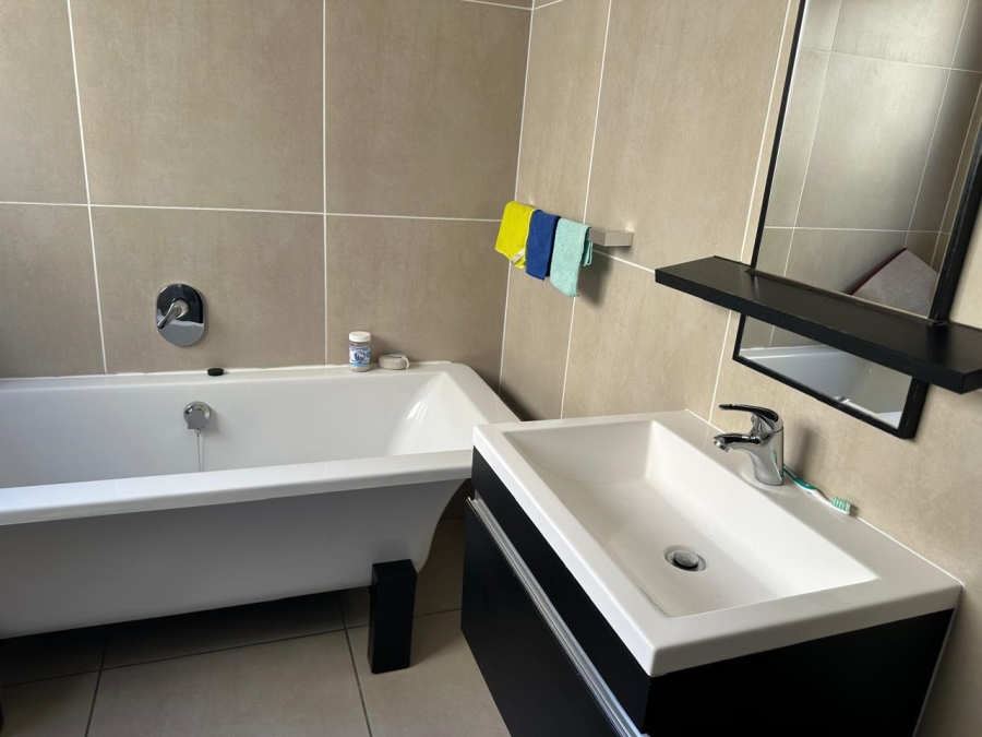 To Let 2 Bedroom Property for Rent in Kyalami Hills Gauteng