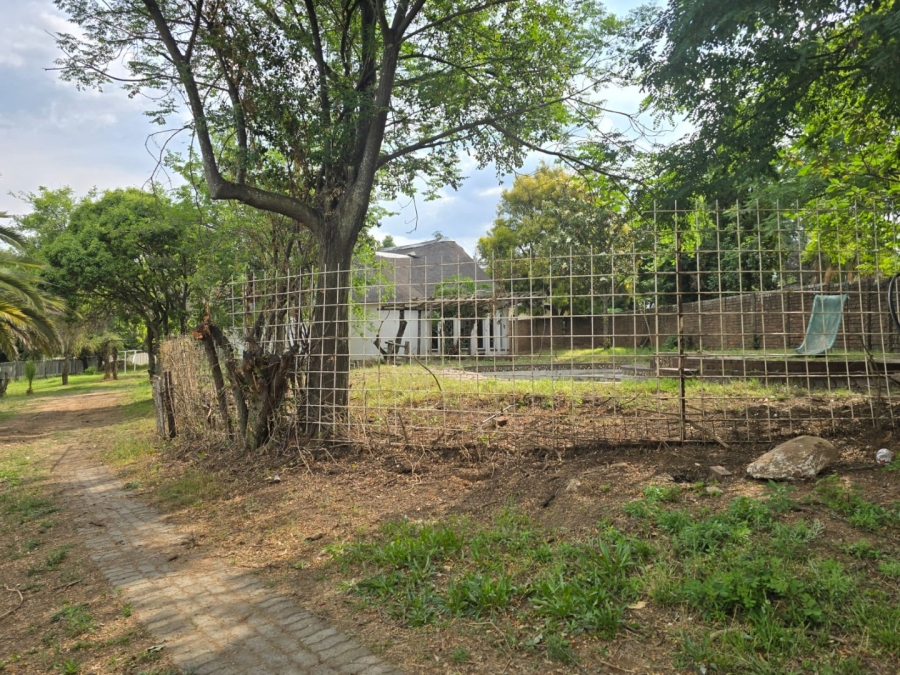5 Bedroom Property for Sale in Austinview Gauteng