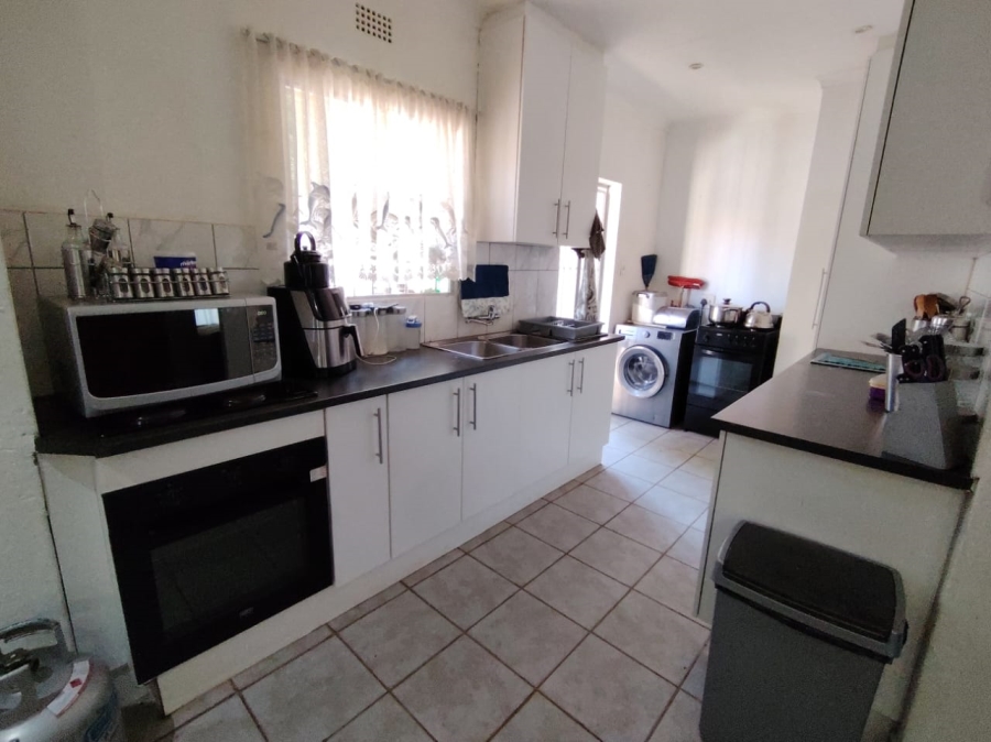 3 Bedroom Property for Sale in Hennopspark Gauteng