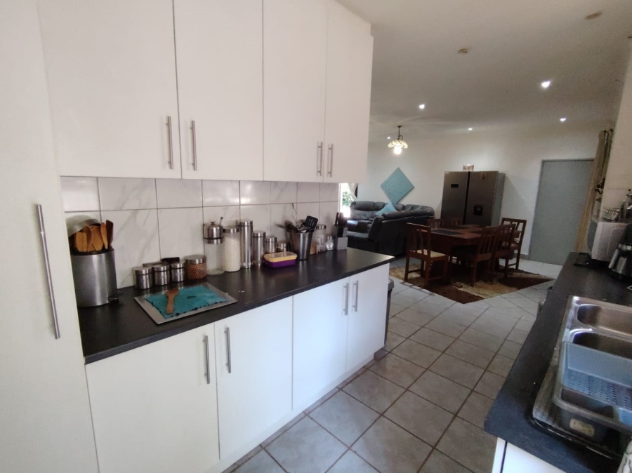 3 Bedroom Property for Sale in Hennopspark Gauteng