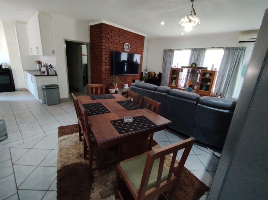 3 Bedroom Property for Sale in Hennopspark Gauteng