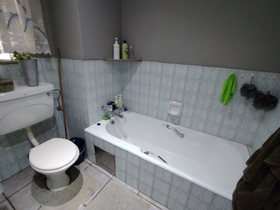 3 Bedroom Property for Sale in Hennopspark Gauteng