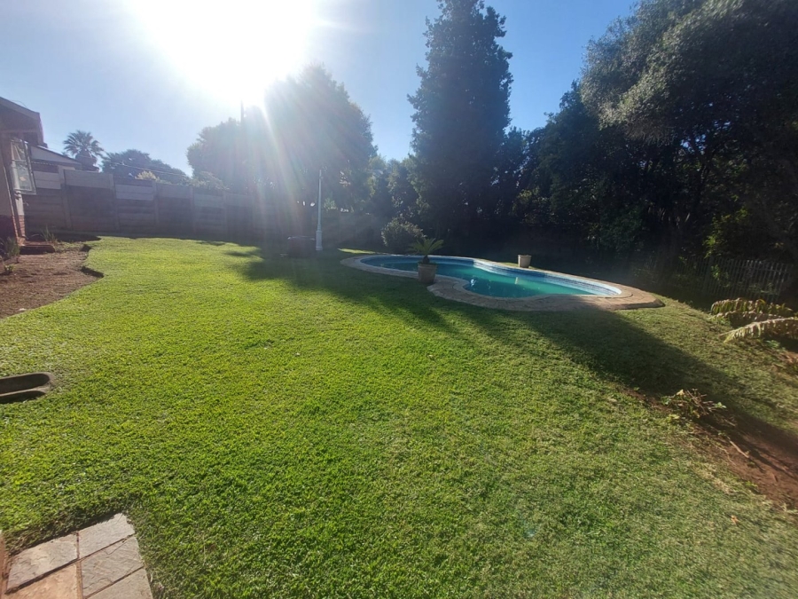 3 Bedroom Property for Sale in Hennopspark Gauteng