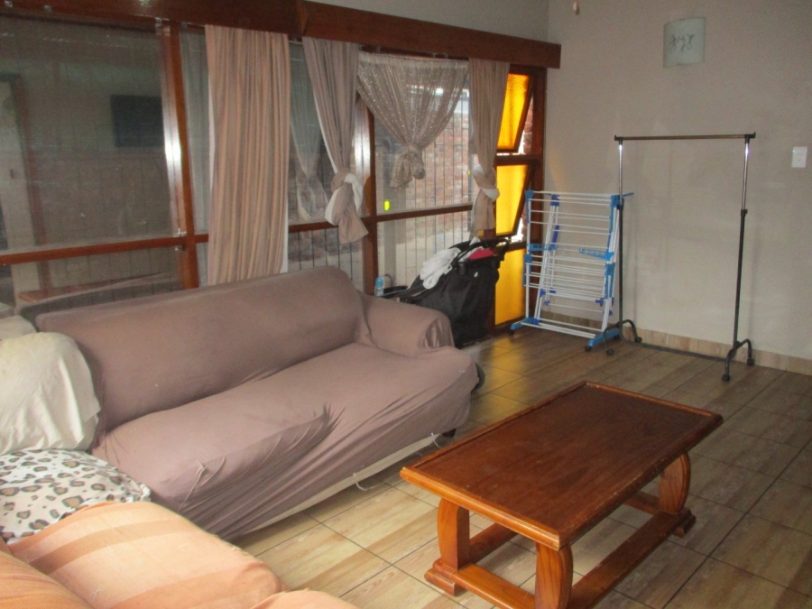 4 Bedroom Property for Sale in Sinoville Gauteng