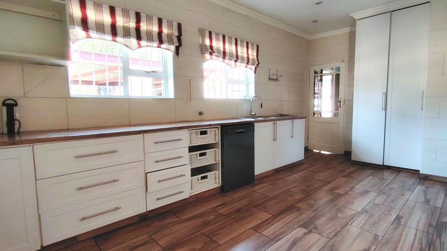 3 Bedroom Property for Sale in Risiville Gauteng
