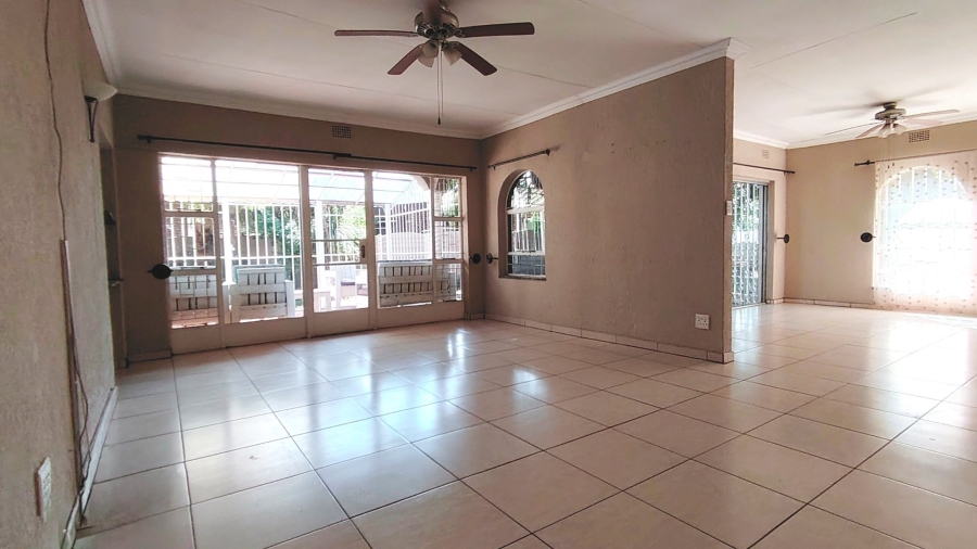3 Bedroom Property for Sale in Risiville Gauteng